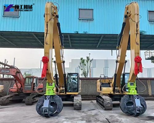 orange peel grapple on excavator display