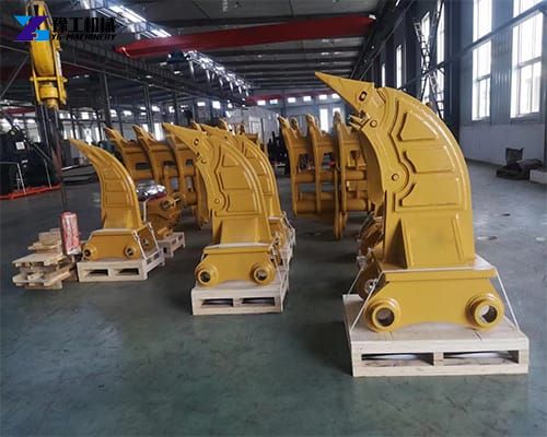 excavator ripper attachment in the factory